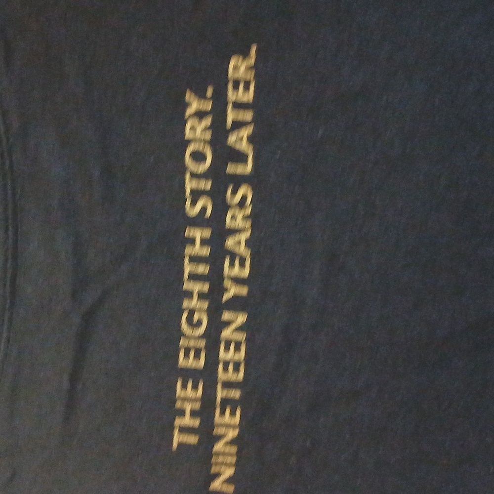 Harry Potter Black and Gold Graphic Tee - Picture 3 of 4